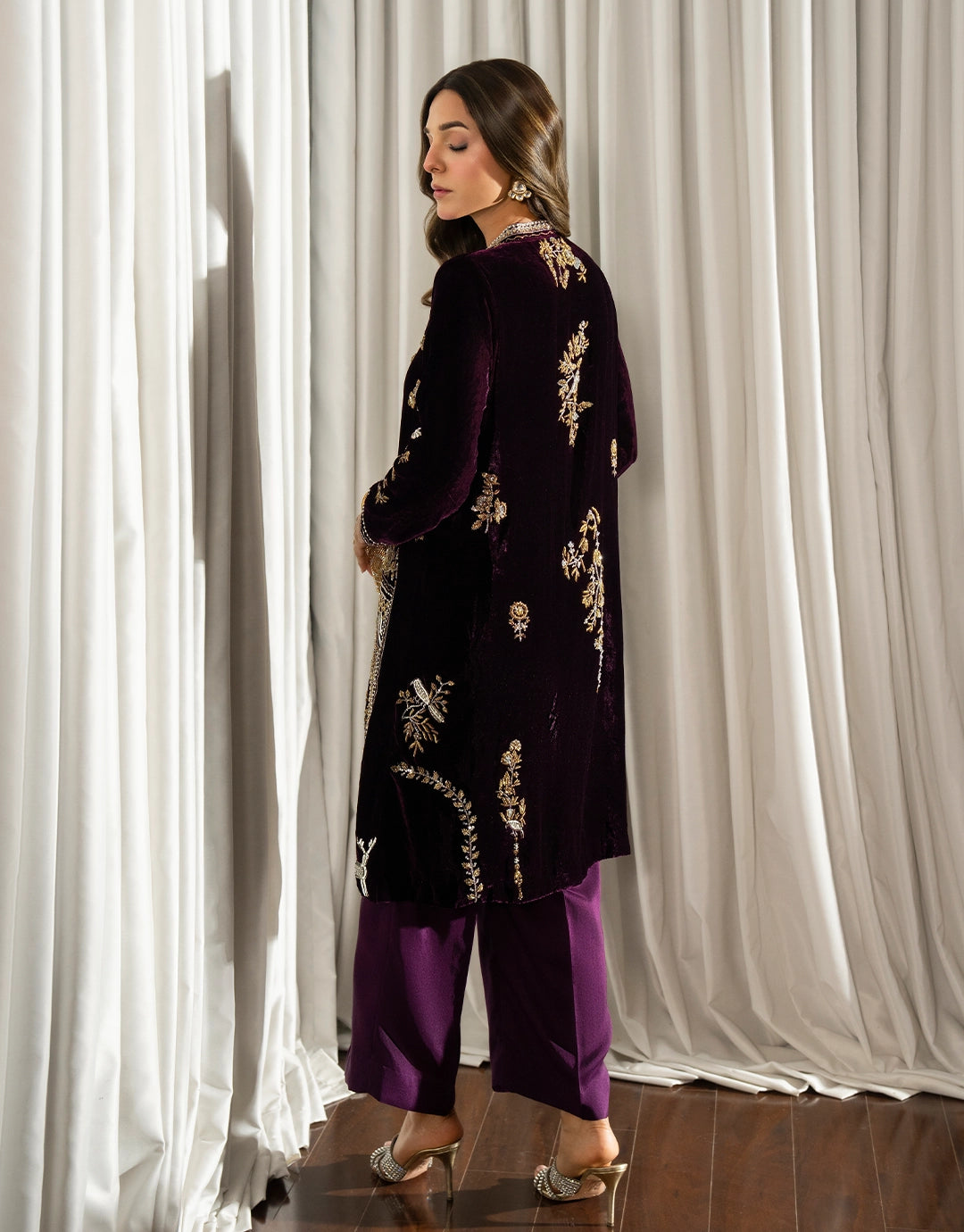 ROYAL VELVET