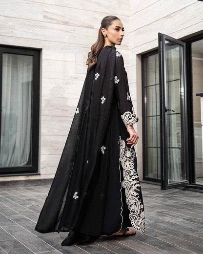 MIDNIGHT LACE