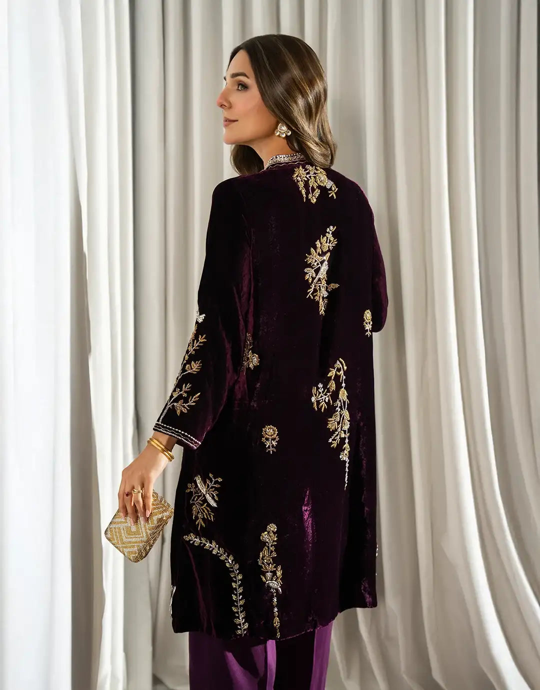 ROYAL VELVET